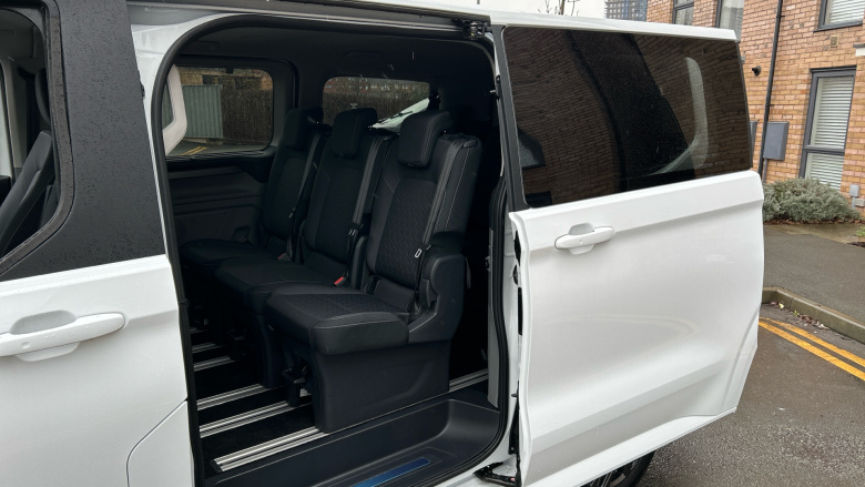 Ford Tourneo Custom 320 L1 Diesel Fwd 2.0 EcoBlue 136ps H1 Titanium 8 seater Auto